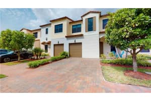120 NW 209th Trail, Pembroke Pines, FL 33029, Sold 08/31/21