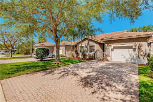 2301 E Aragon Blvd, Sunrise, FL 33313, Sold 06/16/21