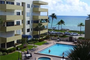 330 SE 20th Ave, Deerfield Beach, FL 33441, Sold 12/01/21