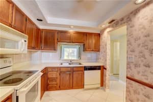 8735 Ramblewood Dr, Coral Springs, FL 33071, Sold 06/18/21