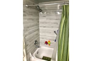 7980 N French Dr, Pembroke Pines, FL 33024, Sold 07/26/21