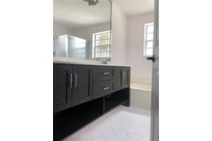 432 NW 87th Ln, Coral Springs, FL 33071, Sold 05/24/21