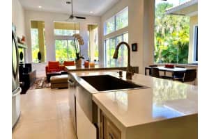 7586 NW 116th Ln, Tamarac, FL 33321, Sold 07/27/21