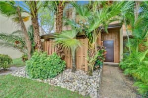 4220 SW 87th Terrace, Cooper City, FL 33328, Sold 05/28/21