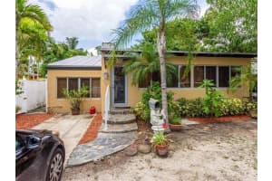 3305 NE 16th Ct, Fort Lauderdale, FL 33305, Sold 09/17/21