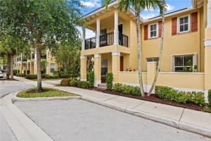 4680 Mimosa Pl, Coconut Creek, FL 33073, Sold 06/04/21