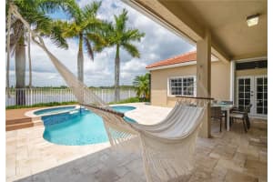 1303 Windsor Ln, Fort Lauderdale, FL 33327, Sold 07/09/21