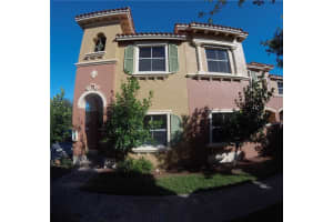 700 SW 106th Ave, Pembroke Pines, FL 33025, Sold 07/17/21