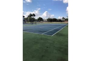 6908 NW 169th St, Hialeah, FL 33015, Sold 08/20/21