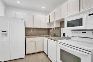 8260 SW 24th St, North Lauderdale, FL 33068, Sold 07/29/21