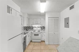 6195 NW 186th St, Hialeah, FL 33015, Sold 05/24/21