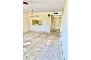 330 SE 2nd St #202g, Hallandale Beach, FL 33009, Sold 06/25/21