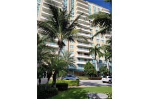 625 Casa Loma Blvd, Boynton Beach, FL 33435, Sold 06/09/21