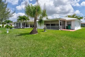 10401 NW 83rd St, Tamarac, FL 33321, Sold 05/24/21