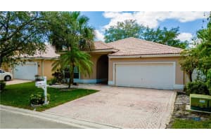8532 NW 46th Dr, Coral Springs, FL 33067, Sold 06/09/21