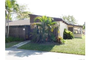 528 Briarwood Cir, Hollywood, FL 33024, Sold 09/14/21