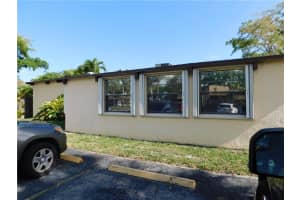 528 Briarwood Cir, Hollywood, FL 33024, Sold 09/14/21