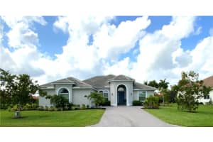 3068 Berkley Square Way, Vero Beach, FL 32966, Sold 06/02/21