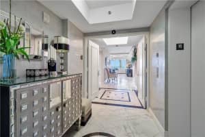 101 S Fort Lauderdale Beach Blvd, Fort Lauderdale, FL 33316, Sold 10/01/21