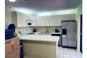 9972 NW 6th Ct, Plantation, FL 33324, Sold 06/18/21