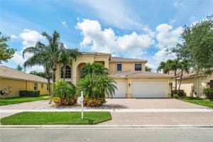 9546 Campi Dr, Lake Worth, FL 33467, Sold 10/29/21
