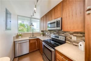 524 Orton Ave, Fort Lauderdale, FL 33304, Sold 02/11/22