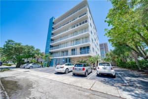 524 Orton Ave, Fort Lauderdale, FL 33304, Sold 02/11/22