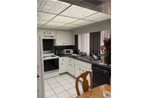 5205 SW 87th Ave, Cooper City, FL 33328, Sold 07/06/21