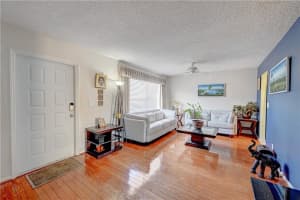 6605 SW 41st Pl, Davie, FL 33314, Sold 07/12/21