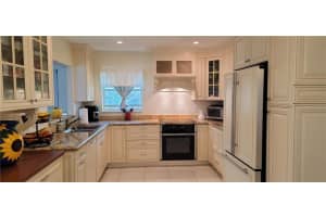 441 NE Spanish Ct, Boca Raton, FL 33432, Sold 06/15/21