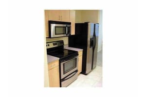 533 NE 3rd Ave, Fort Lauderdale, FL 33301, Sold 08/18/21