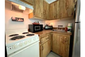 5162 NE 6th Ave, Oakland Park, FL 33334, Sold 07/01/21