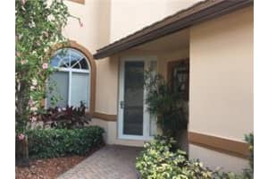 810 W Village Cir, Davie, FL 33325, Sold 08/31/21