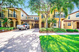 2812 Eagle Rock Cir UNIT 904, West Palm Beach, FL 33411, Sold 06/28/21
