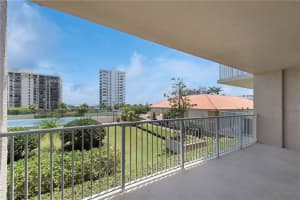 3020 NE 32nd Ave, Fort Lauderdale, FL 33308, Sold 08/16/21