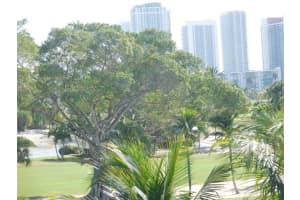 400 NE 14th Ave, Hallandale Beach, FL 33009, Sold 06/10/21