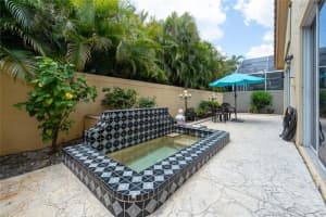 6374 NW 24th St, Boca Raton, FL 33434, Sold 06/01/21