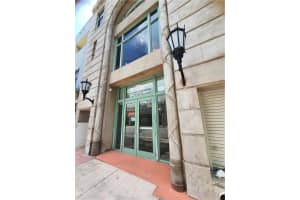 111 E Flagler St, Miami, FL 33131, Sold 10/28/21