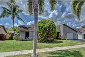 10142 NW 21st St, Pembroke Pines, FL 33026, Sold 06/18/21