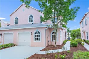 10722 Pelican Dr, Wellington, FL 33414, Sold 08/12/21