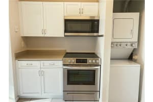 433 SW 86th Ave, Pembroke Pines, FL 33025, Sold 07/14/21