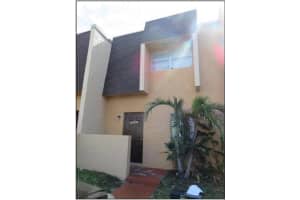 5642 Blueberry Ct, Lauderhill, FL 33313, Sold 09/03/21