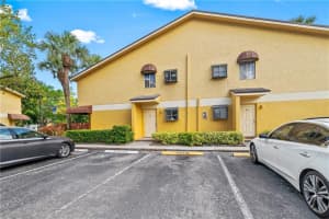 3053 N Oakland Forest Dr, Oakland Park, FL 33309, Sold 07/29/21