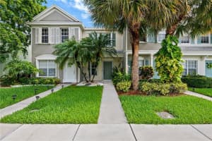 8116 San Carlos Cir, Tamarac, FL 33321, Sold 08/30/21