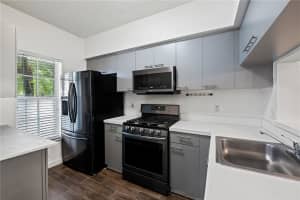 8116 San Carlos Cir, Tamarac, FL 33321, Sold 08/30/21