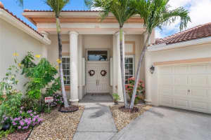 9217 Olmstead Dr, Lake Worth, FL 33467, Sold 06/24/21