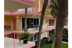 2825 NE 33rd Ave, Fort Lauderdale, FL 33308, Sold 07/23/21