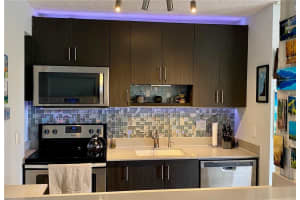 2825 NE 33rd Ave, Fort Lauderdale, FL 33308, Sold 07/23/21