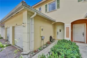 8313 Santa Monica Terrace, Tamarac, FL 33321, Sold 07/19/21