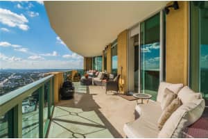 411 N New River Dr E PH-3902, Fort Lauderdale, FL 33301, Sold 05/26/21